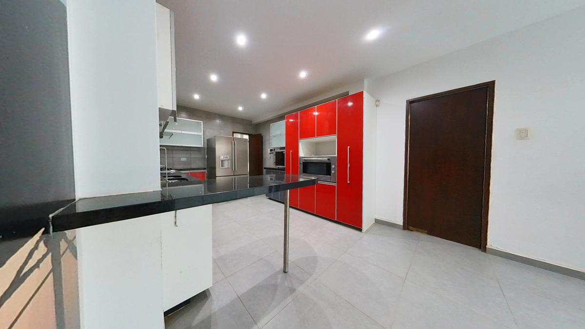VENTA DE LINDA CASA EN PIMENTEL